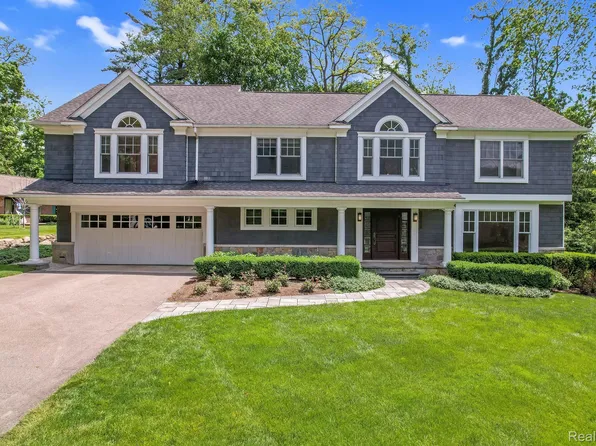 6165 Worlington Rd, Bloomfield Hills, MI 48301