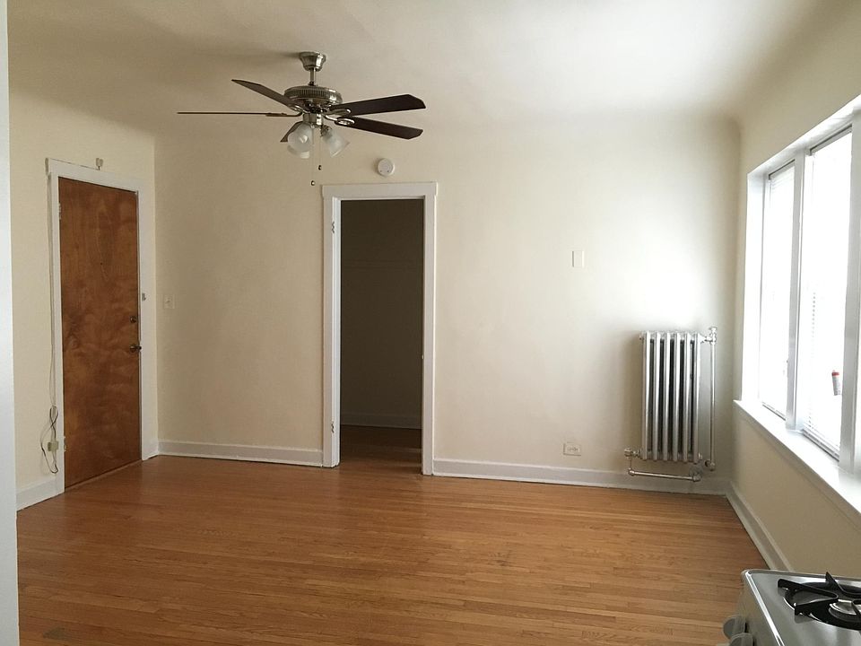 1st image of 4835 W Belle Plaine Ave