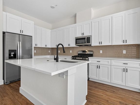 3rd image of 1811 Webberville Rd #1210