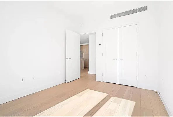 Rented by Oxford Property Group | media 14