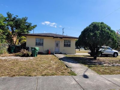 800 Jann Ave, Opa Locka, FL, 33054