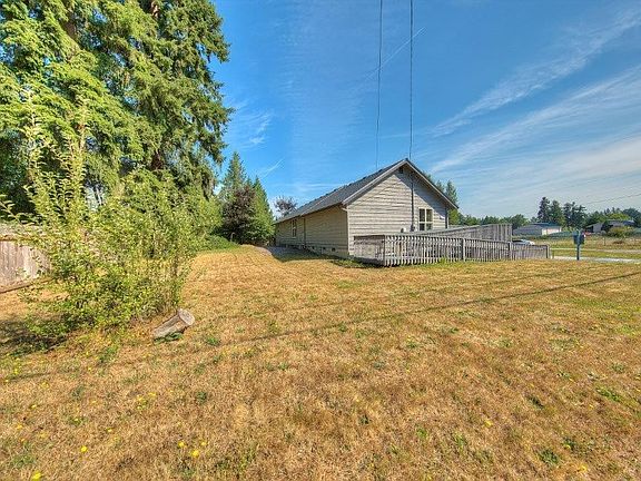 4th image of 17512 66th Avenue Ct E