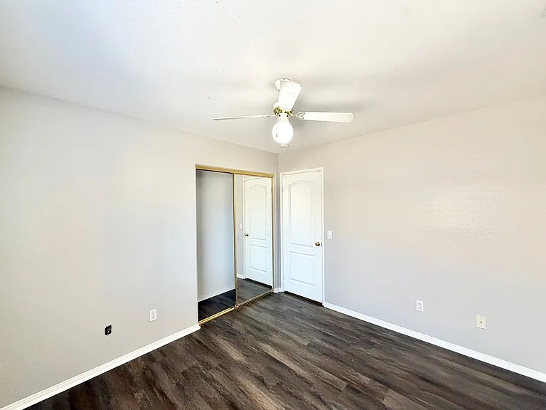27071 School Park Dr — Photo 18
