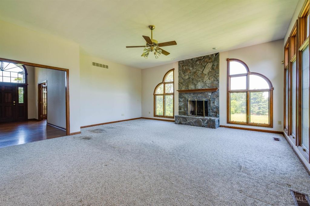 Apartment in Hamilton Township, Zoar - More