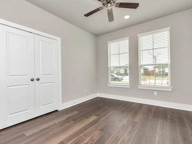 10618 Cascade Creek Dr — Photo 9
