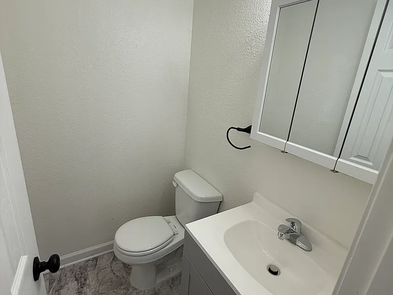 7035 W Newell St — Photo 8