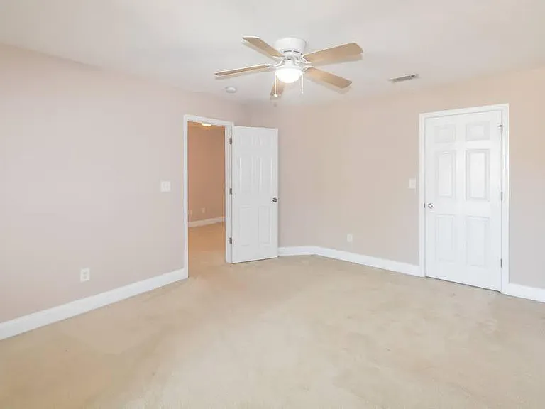 308 High Meadows Pl — Photo 36