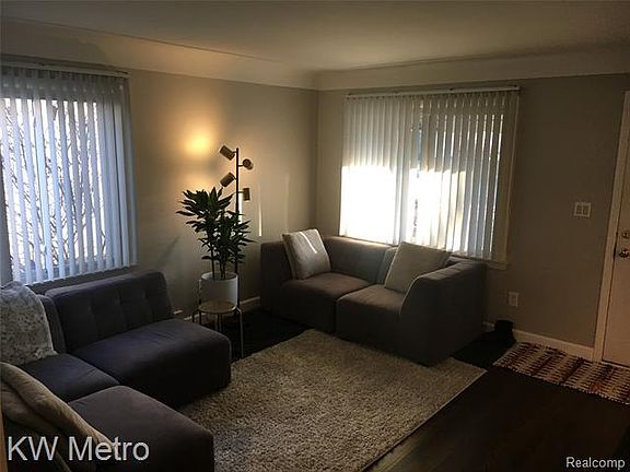 2nd image of 2309 Barrett Ave