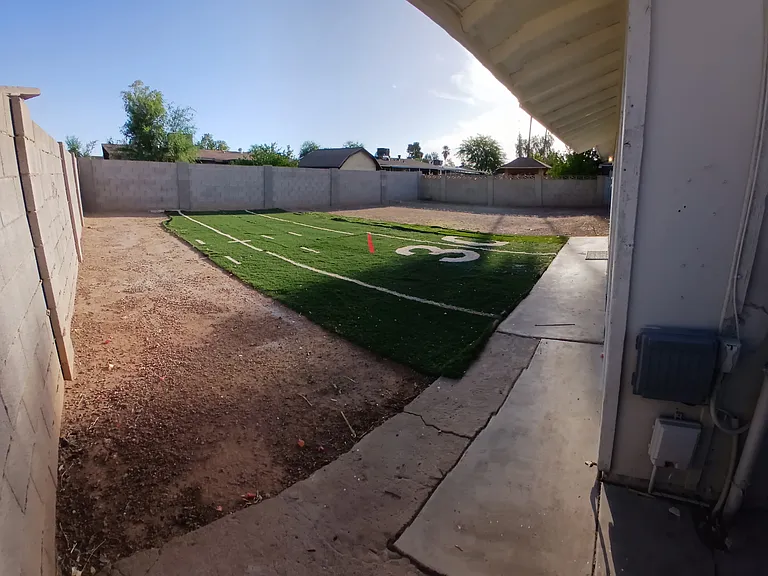 8456 W Mackenzie Dr — Photo 3