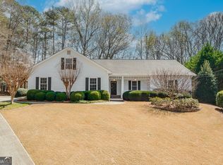 879 Gate Post Ln, Lawrenceville, GA 30044