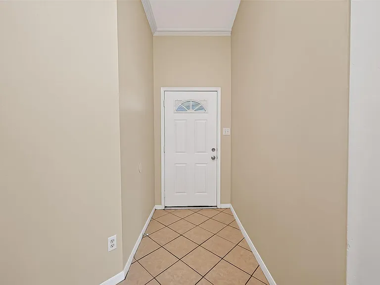 17230 Hollow Sands Ct — Photo 7