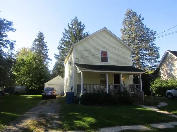 208 E Oliver St, Corunna, MI 48817