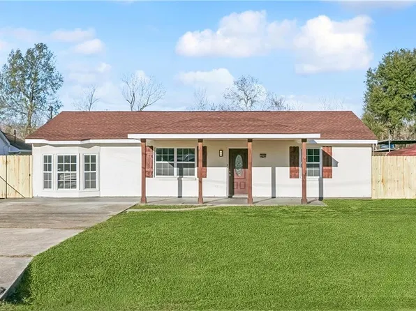 370 Barton Ave, Luling, LA 70070