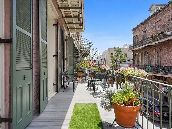 4th image of 525 Governor Nicholls St #202-3