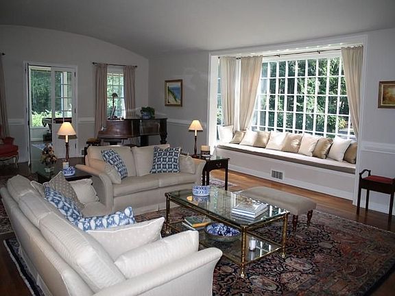 Living Room window seat