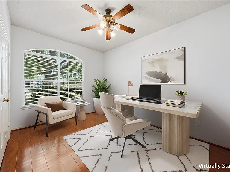 18010 Timber Crossing Ln — Photo 5