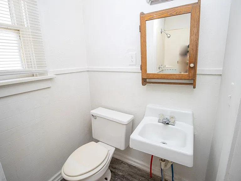 1 Ferdinand Dr — Photo 12
