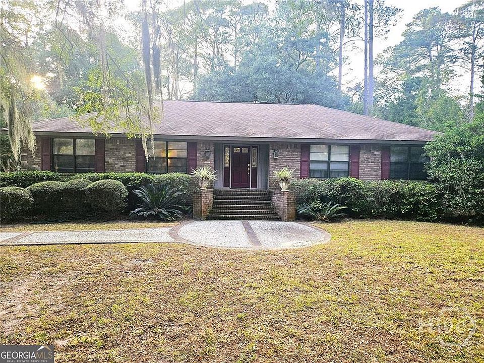 1st image of 289 Cushing Dr