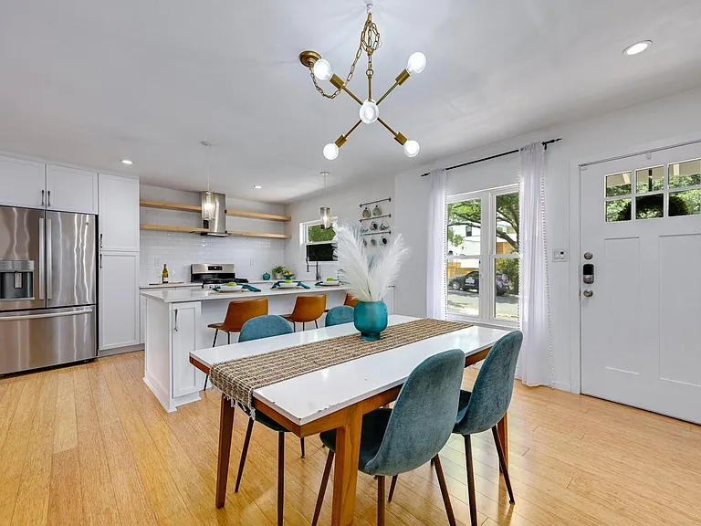 403 Krebs Ln — Photo 3