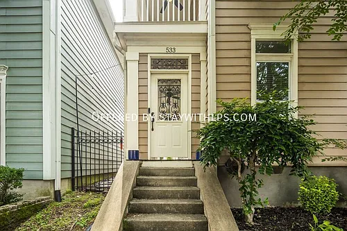 533 Rienzi Dr Photo 1