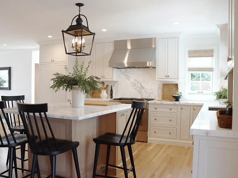 3919 Centraloma Dr — Photo 2