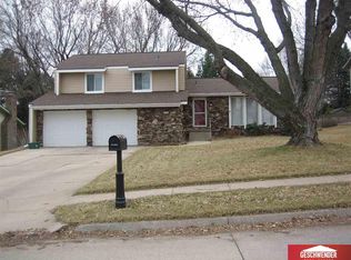 13783 Pierce St, Omaha, NE 68144