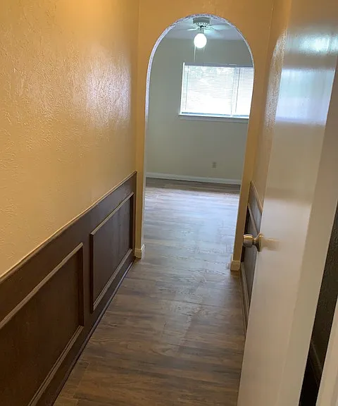 1221 Willow Wood Ct — Photo 15
