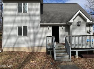 105 N Ridge Dr, Milford, PA 18337