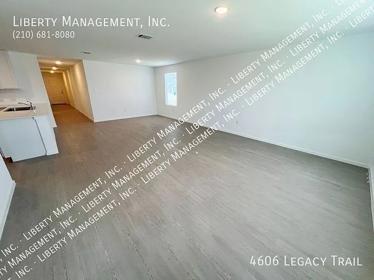 4606 Legacy Point — Photo 24
