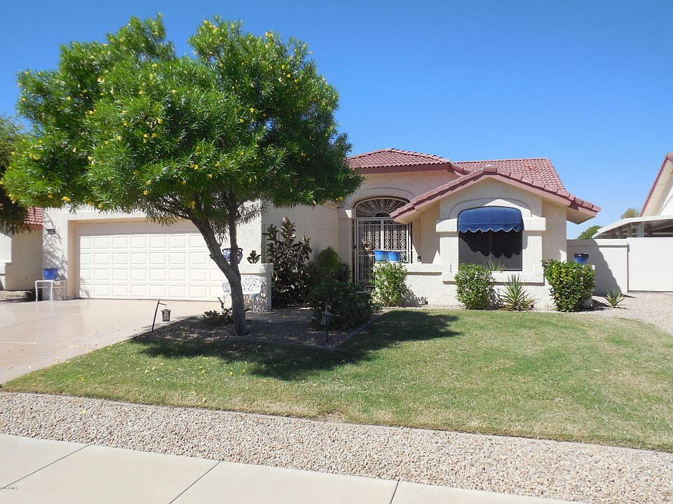 1st image of 20010 N Alta Loma Dr