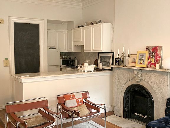 2nd image of 138 Joralemon St APT 3F