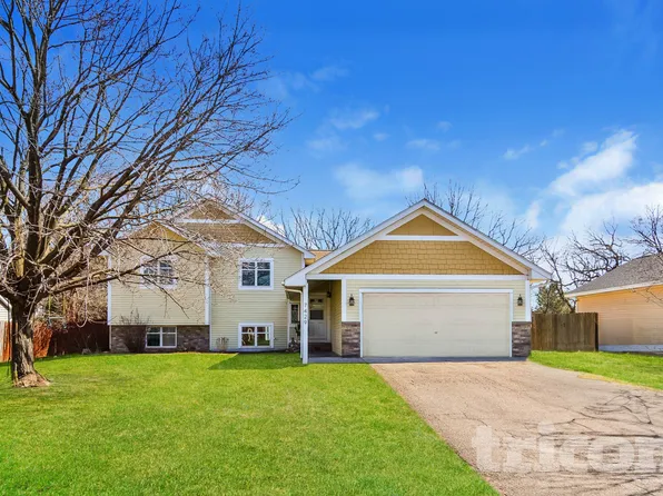 7429 Chesham Ln, Woodbury, MN 55125