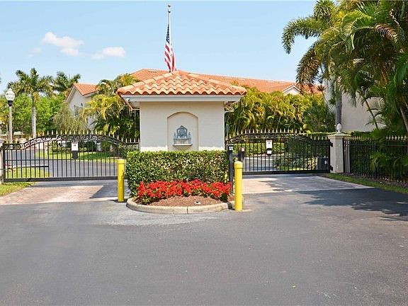 2nd image of 6227 Vista Verde Dr W