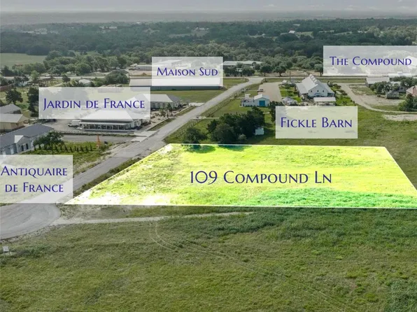 109 Compound Ln, Round Top, TX 78954
