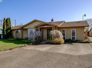 32507 Hayden Dr, Lebanon, OR 97355