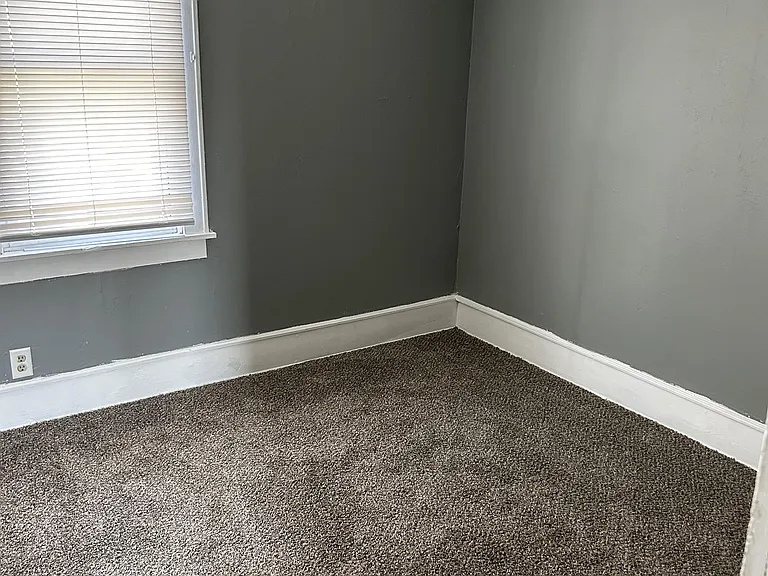 502 Amherst Ave — Photo 5