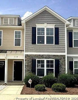 2 bed, 2.5 bath, 1200 sqft, $1,600 — Photo 2
