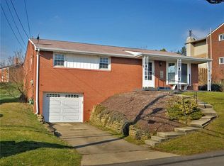 409 Crestview Dr, Pittsburgh, PA 15239