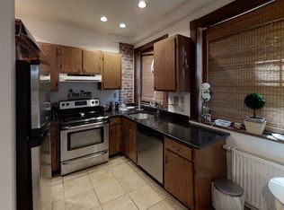 1722 Beacon St, Brookline, MA 02445