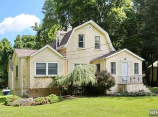 640 Pascack Ave, River Vale, NJ 07675