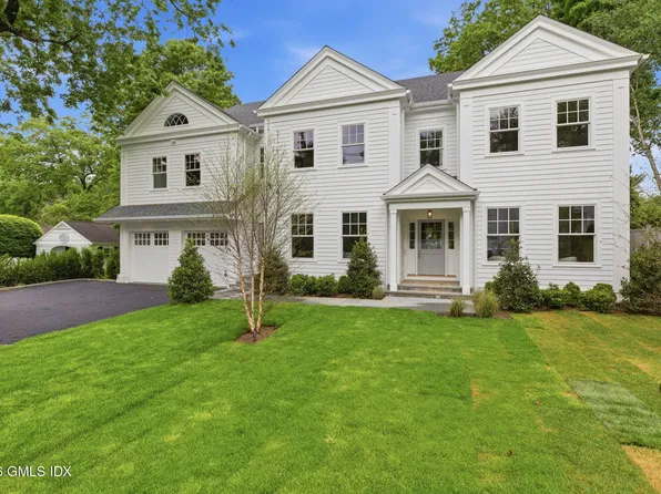 11 Hearthstone Dr, Riverside, CT 06878