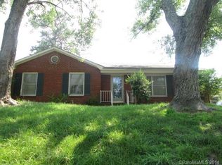 4455 Mapleleaf Ln, Charlotte, NC 28208