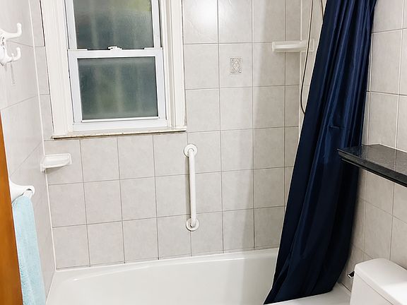 4th image of 35-08 153rd St #1F
