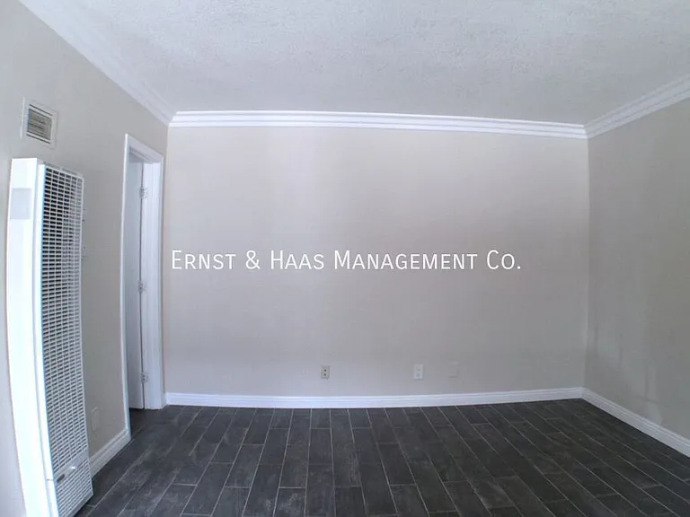 1125 Saint Marys Ct #1A — Photo 2