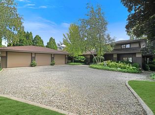 1135 E Northshore Dr, Syracuse, IN