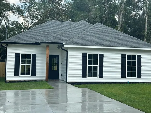 61454 Marie St, Lacombe, LA 70445