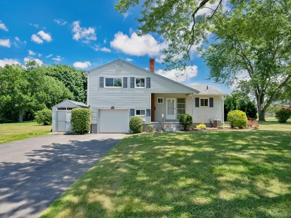 39 Niles Drive, Manchester, CT 06040