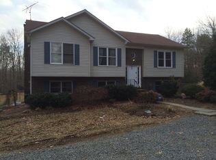 12500 Homestead Dr, Locust Grove, VA 22508