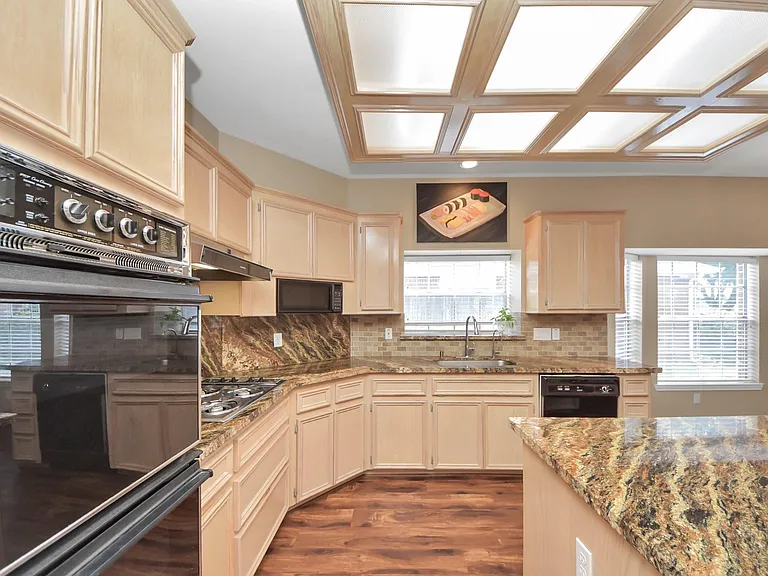 16710 Colony Terrace Dr — Photo 15
