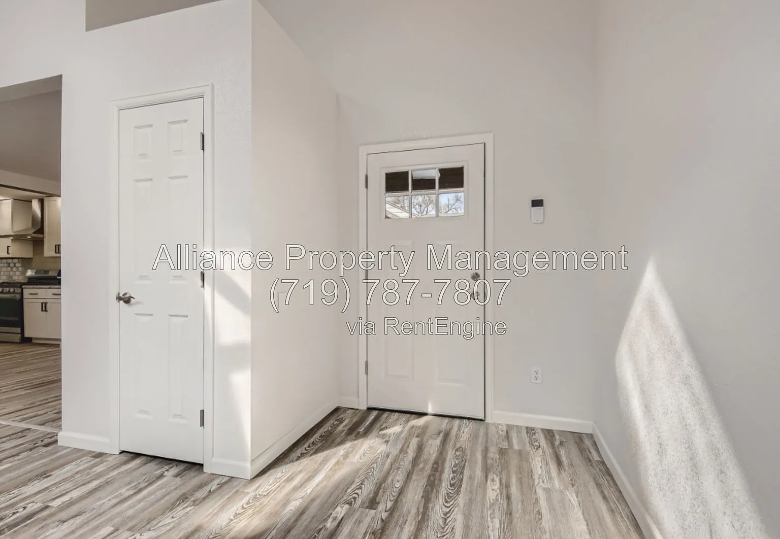 3 bed, 2.0 bath, 1485 sqft, $2,095 — Photo 3